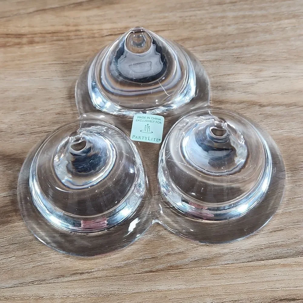🩵Partylite Glass Diamond Tealight Trio Holder - Picture 7 of 8
